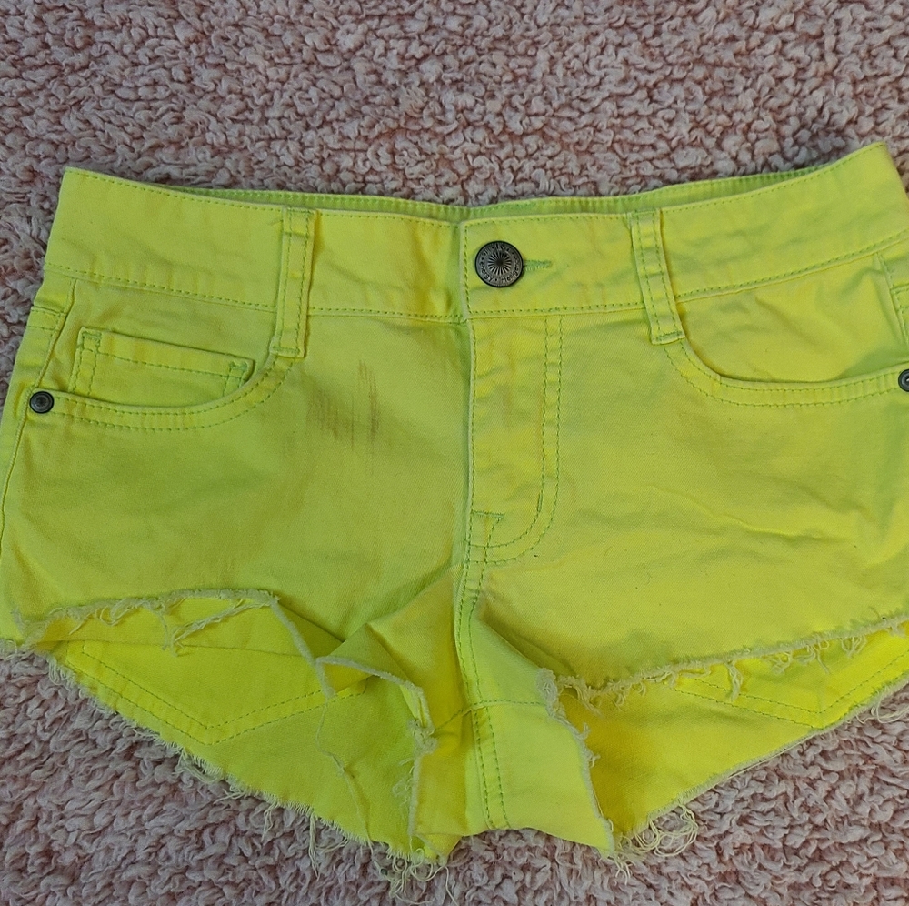 L.E.I Shorts